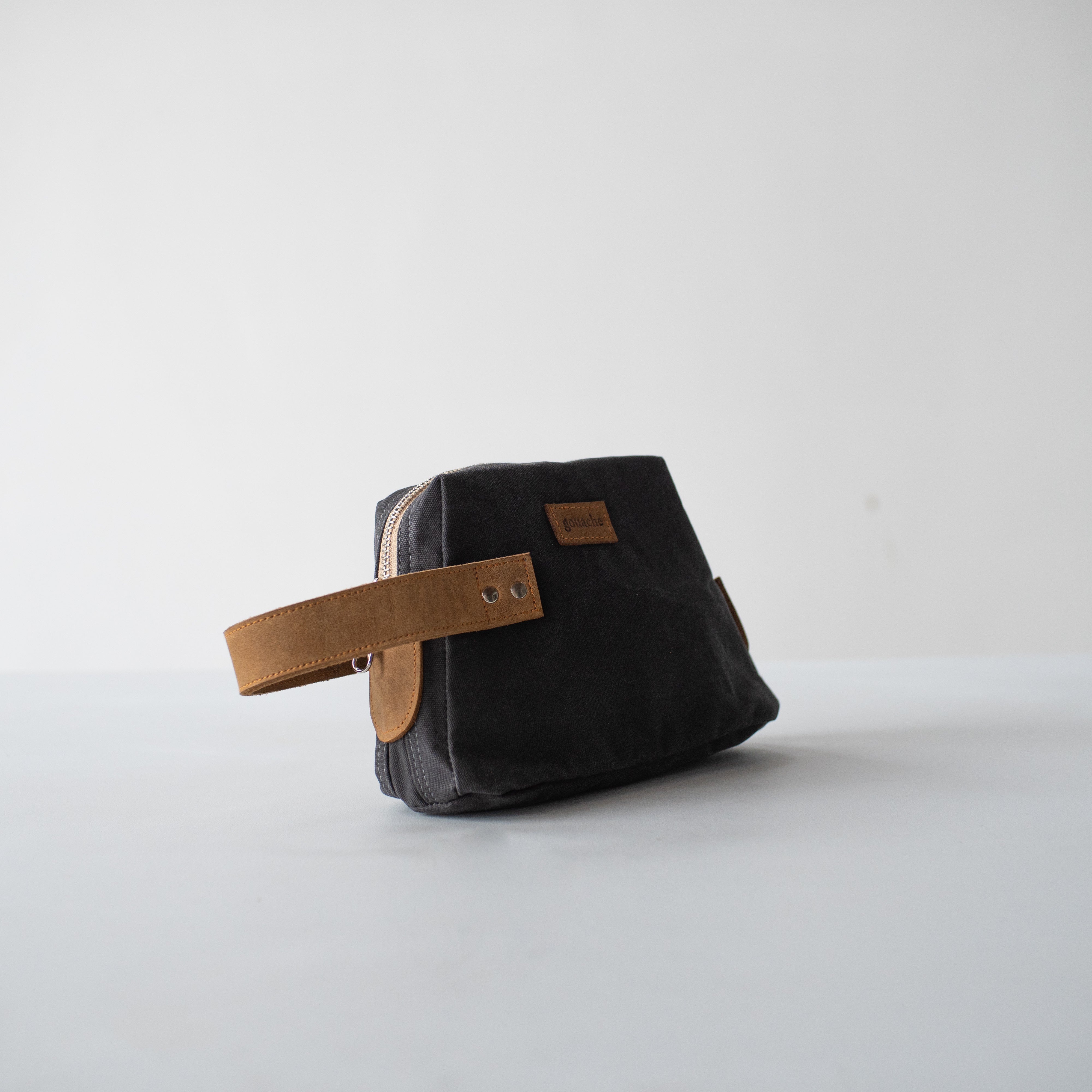 Iris Kit Pouch
