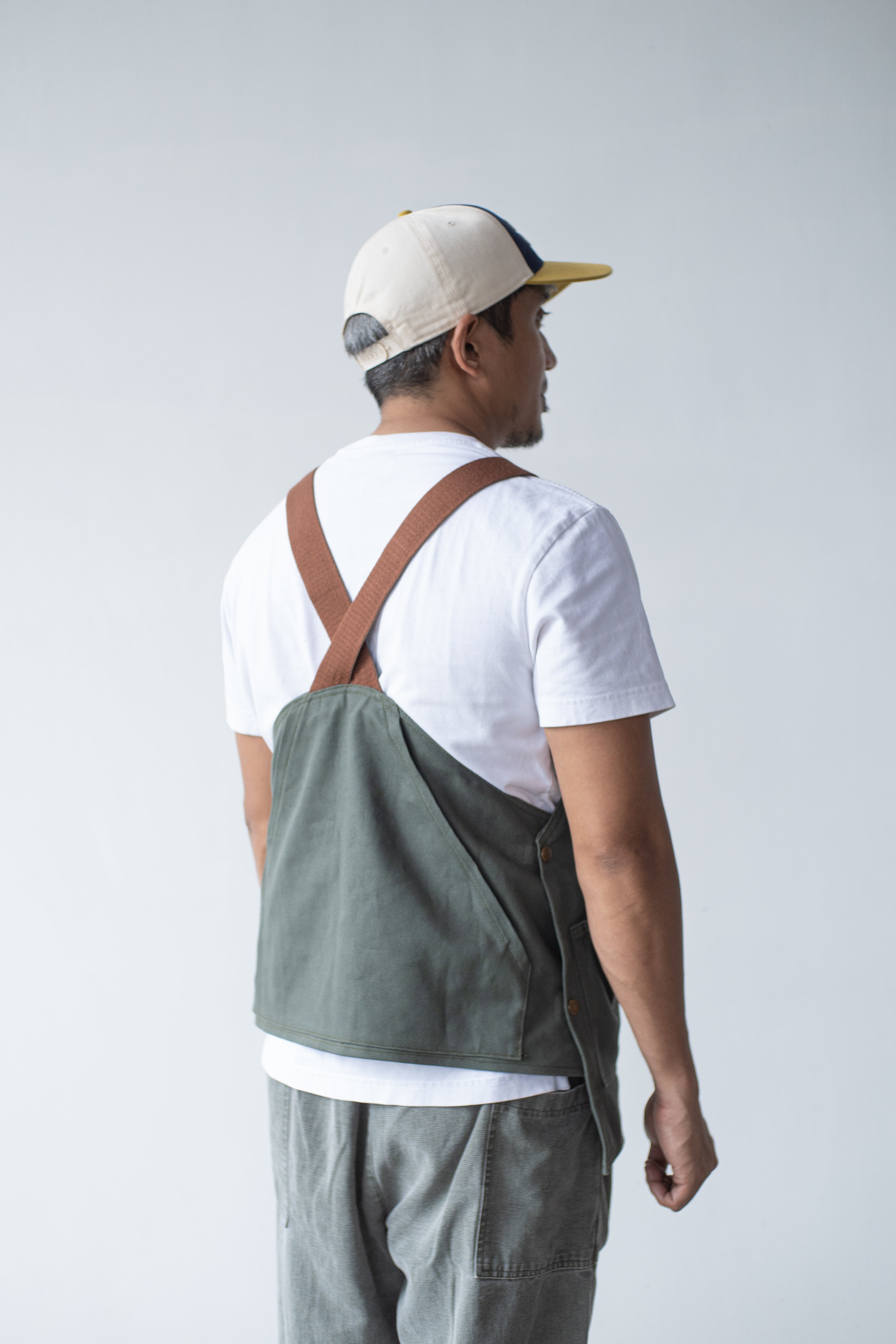 Levi Apron Vest