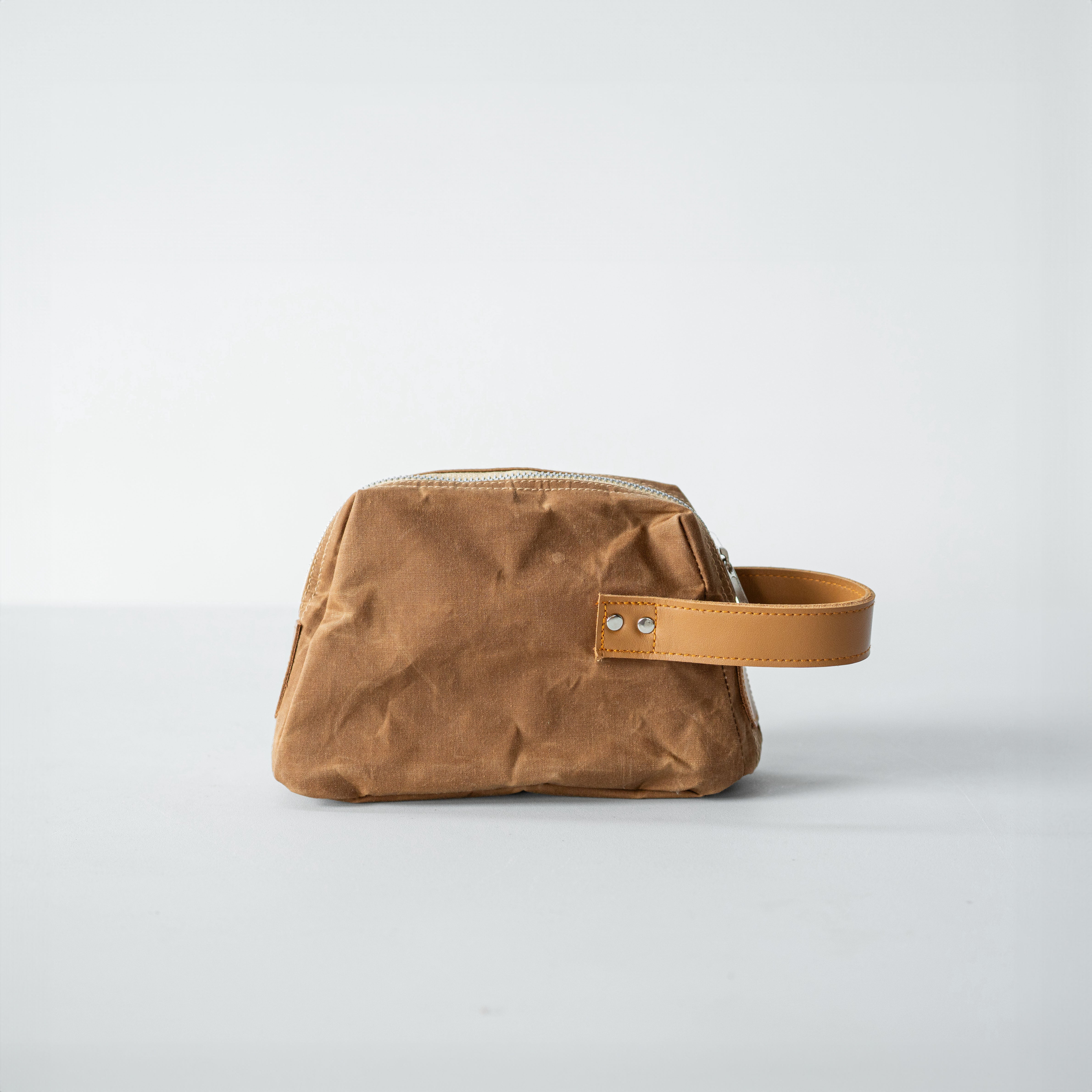 Iris Kit Pouch