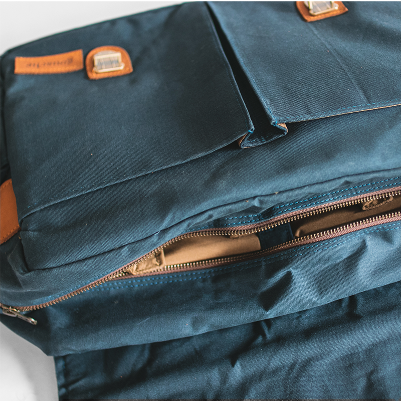 Rennell Camera Messenger Bag