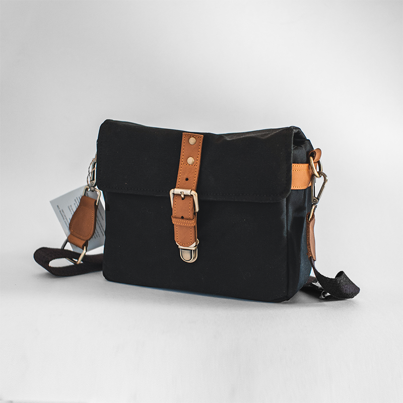 Harvey Camera Sling Bag
