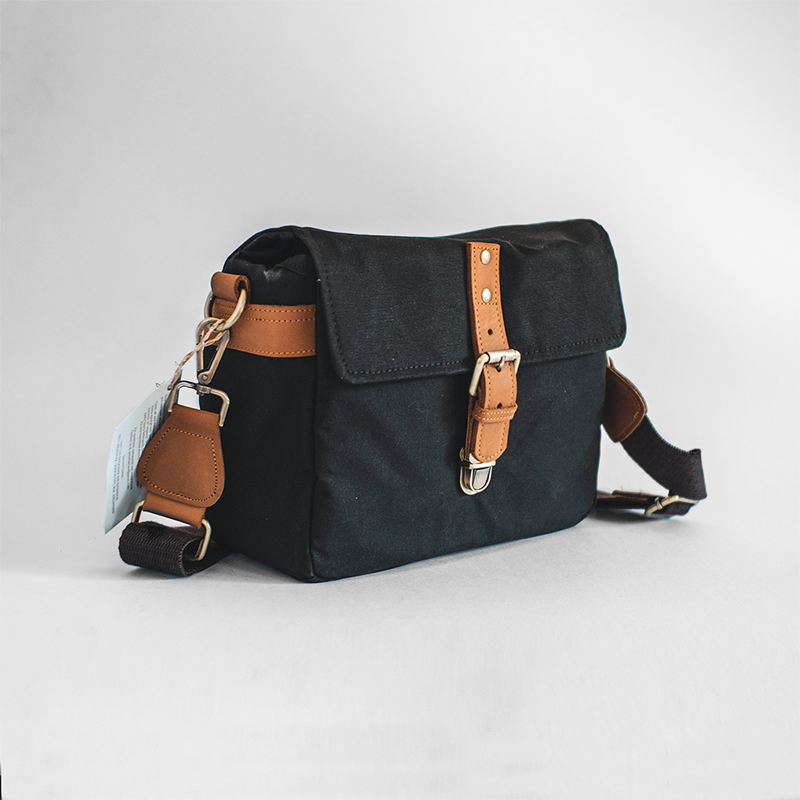 Harvey Camera Sling Bag