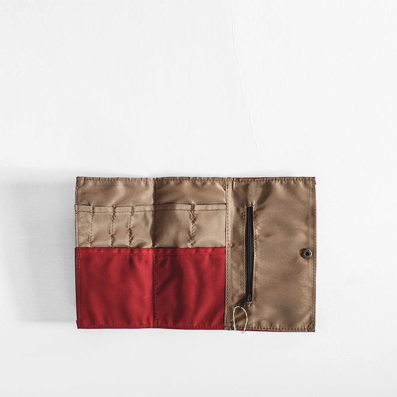 Cadden Trifold Pen and Stationery Organizer