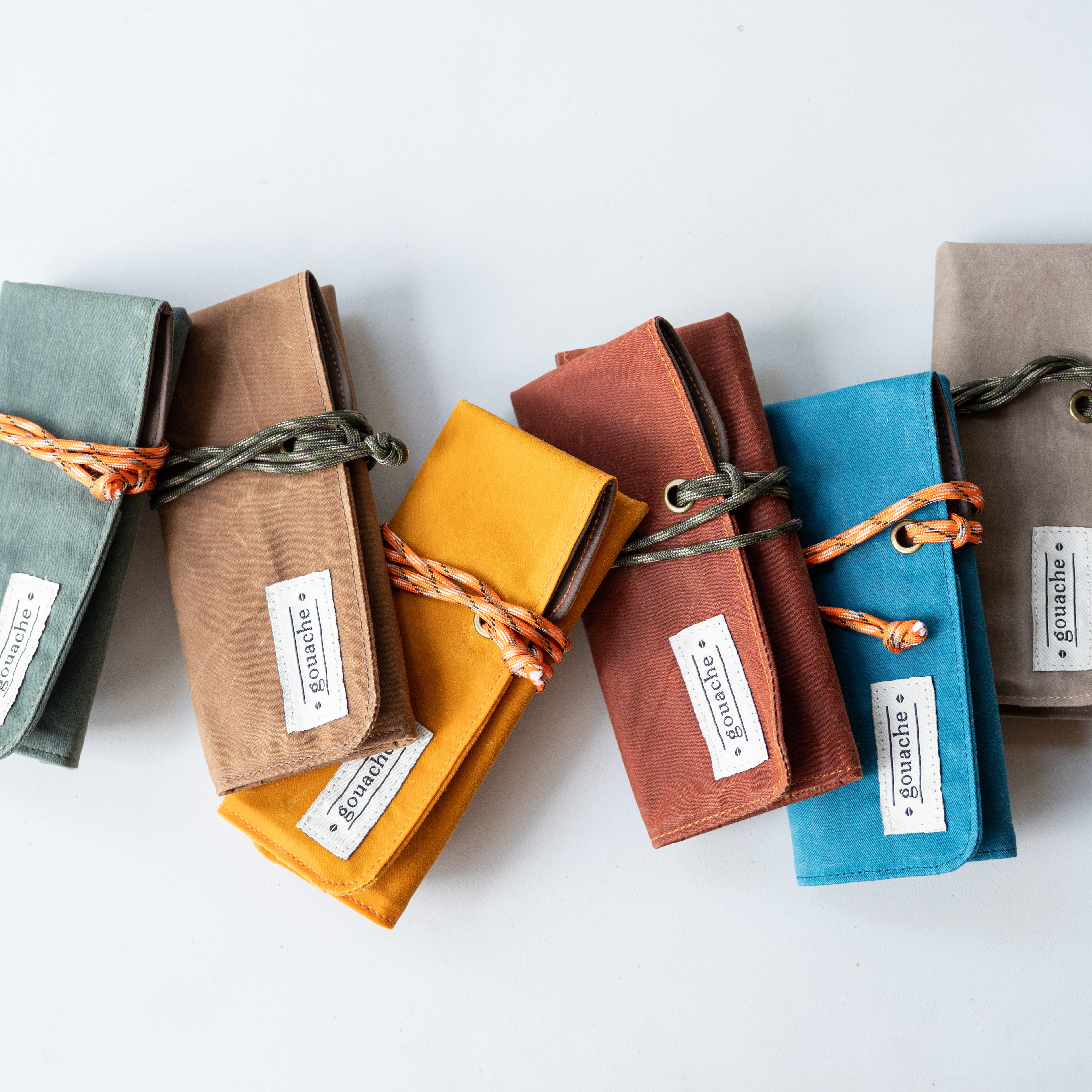 Barrie Roll Organizer Pouch