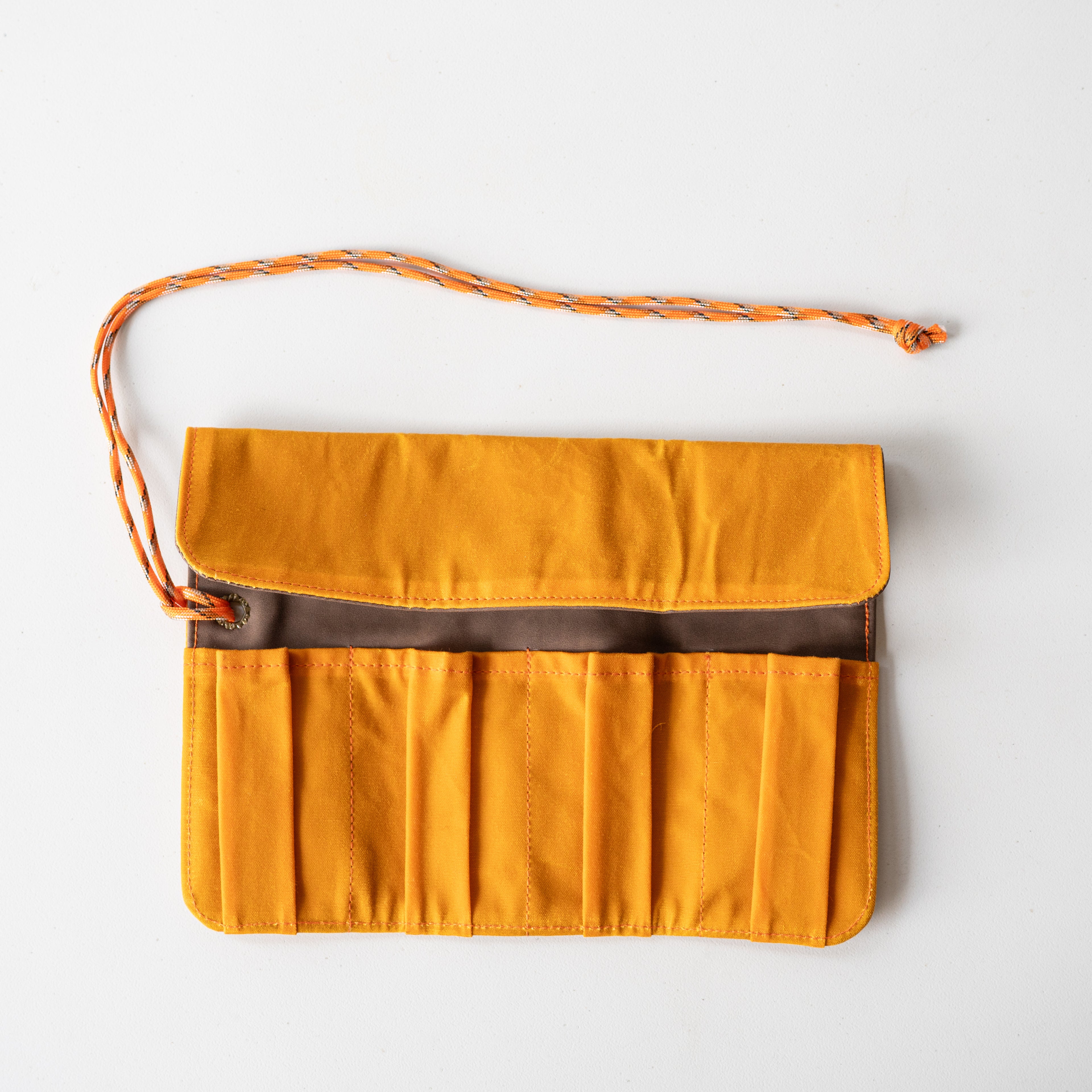 Barrie Roll Organizer Pouch