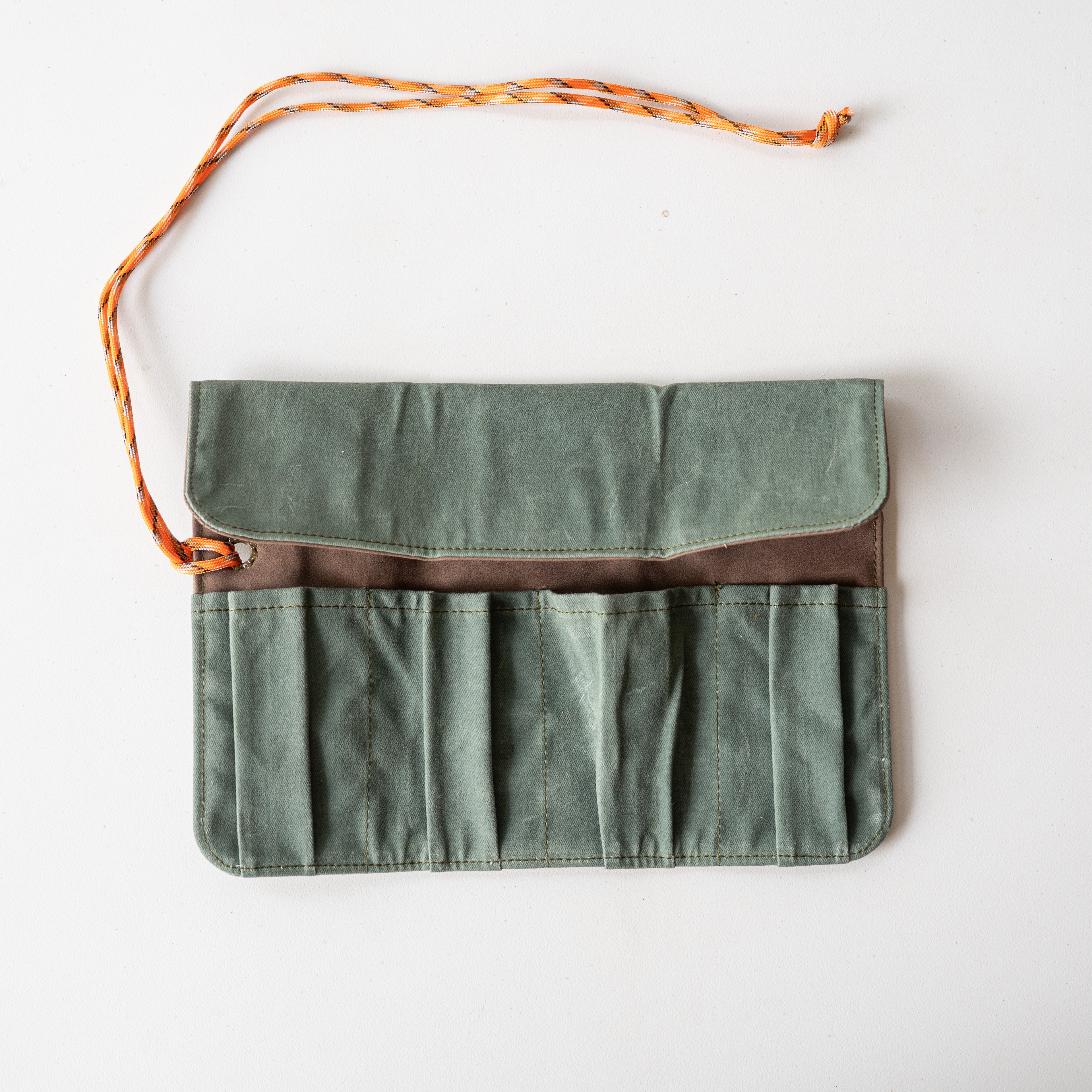 Barrie Roll Organizer Pouch