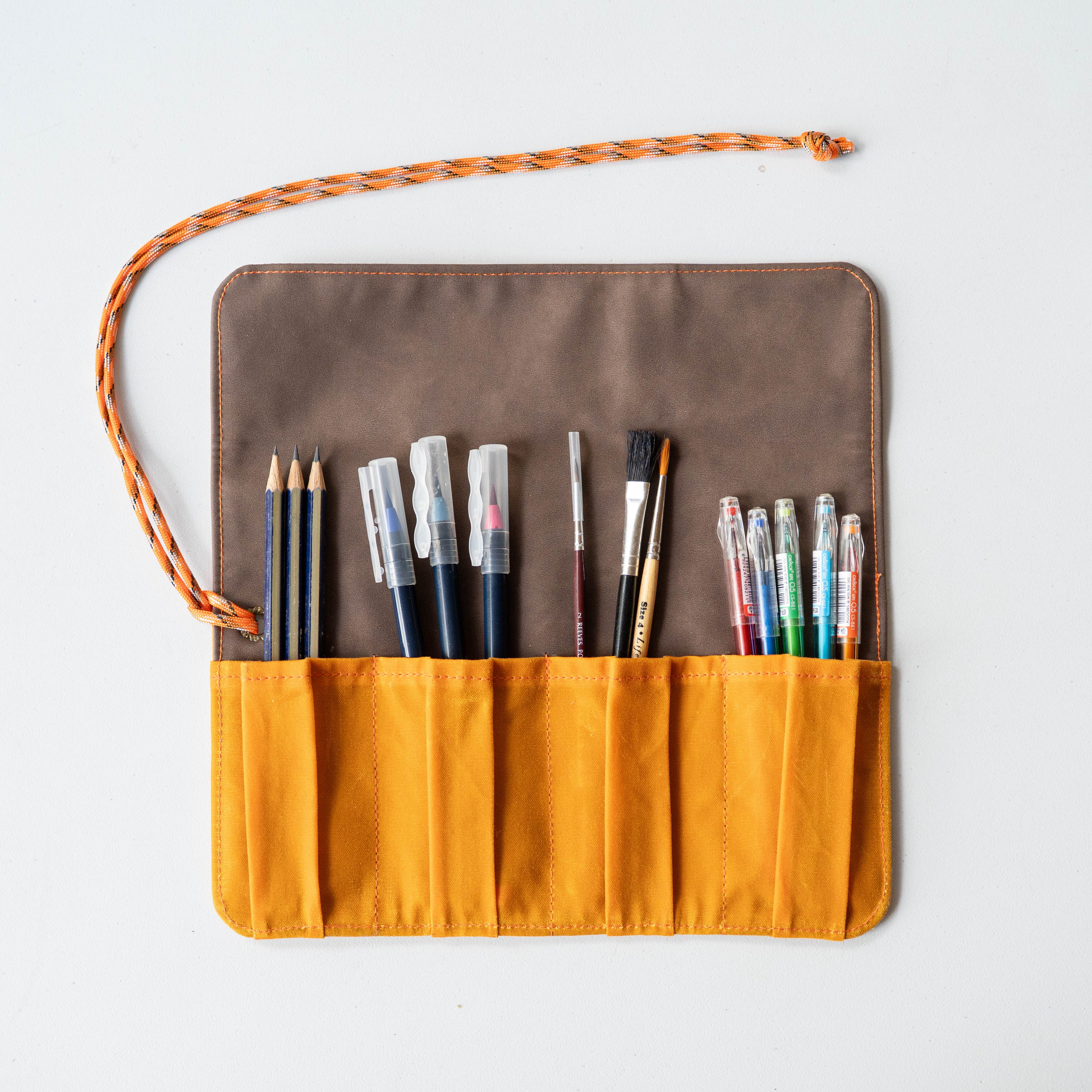 Barrie Roll Organizer Pouch