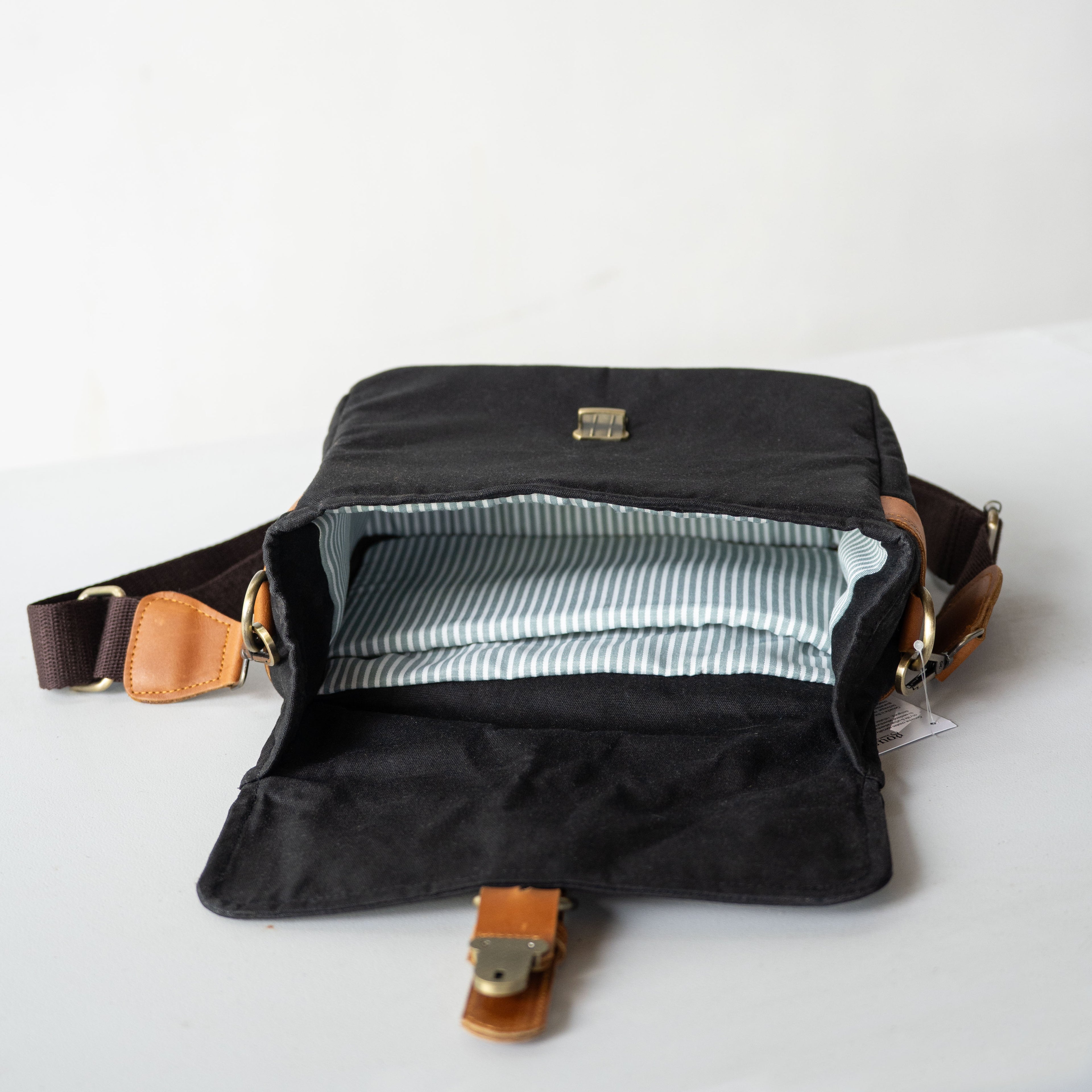 Harvey Camera Sling Bag
