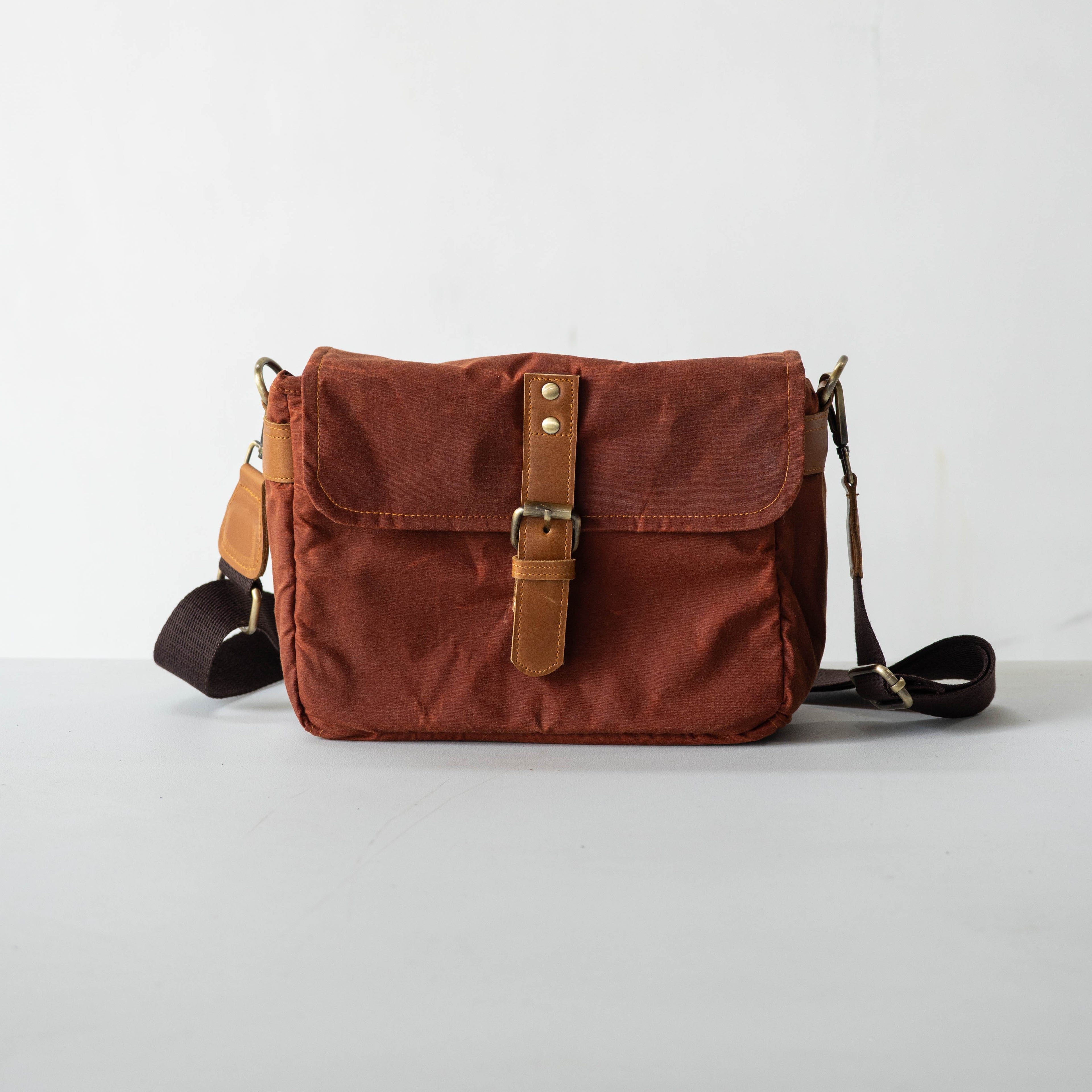 Harvey Camera Sling Bag