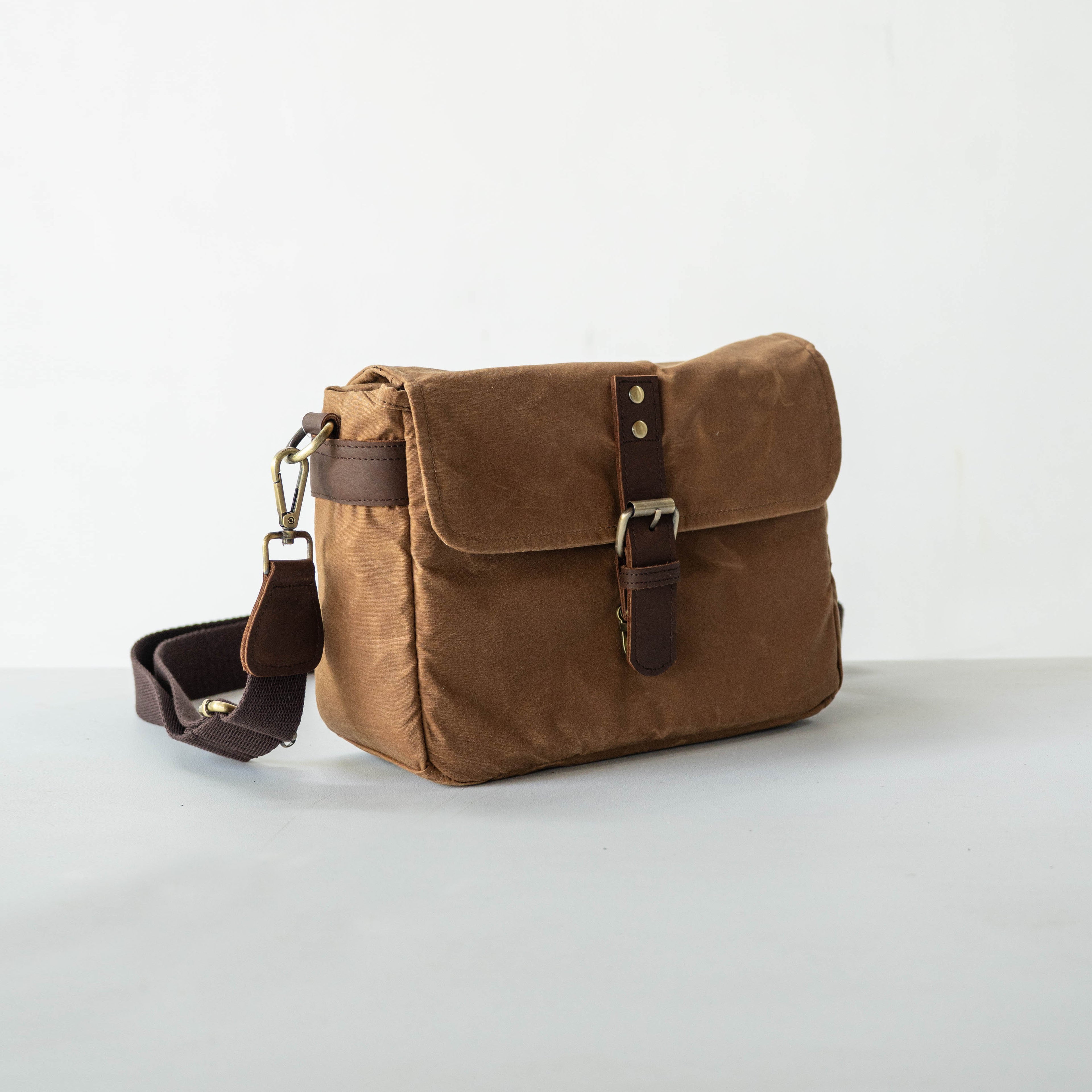 Harvey Camera Sling Bag