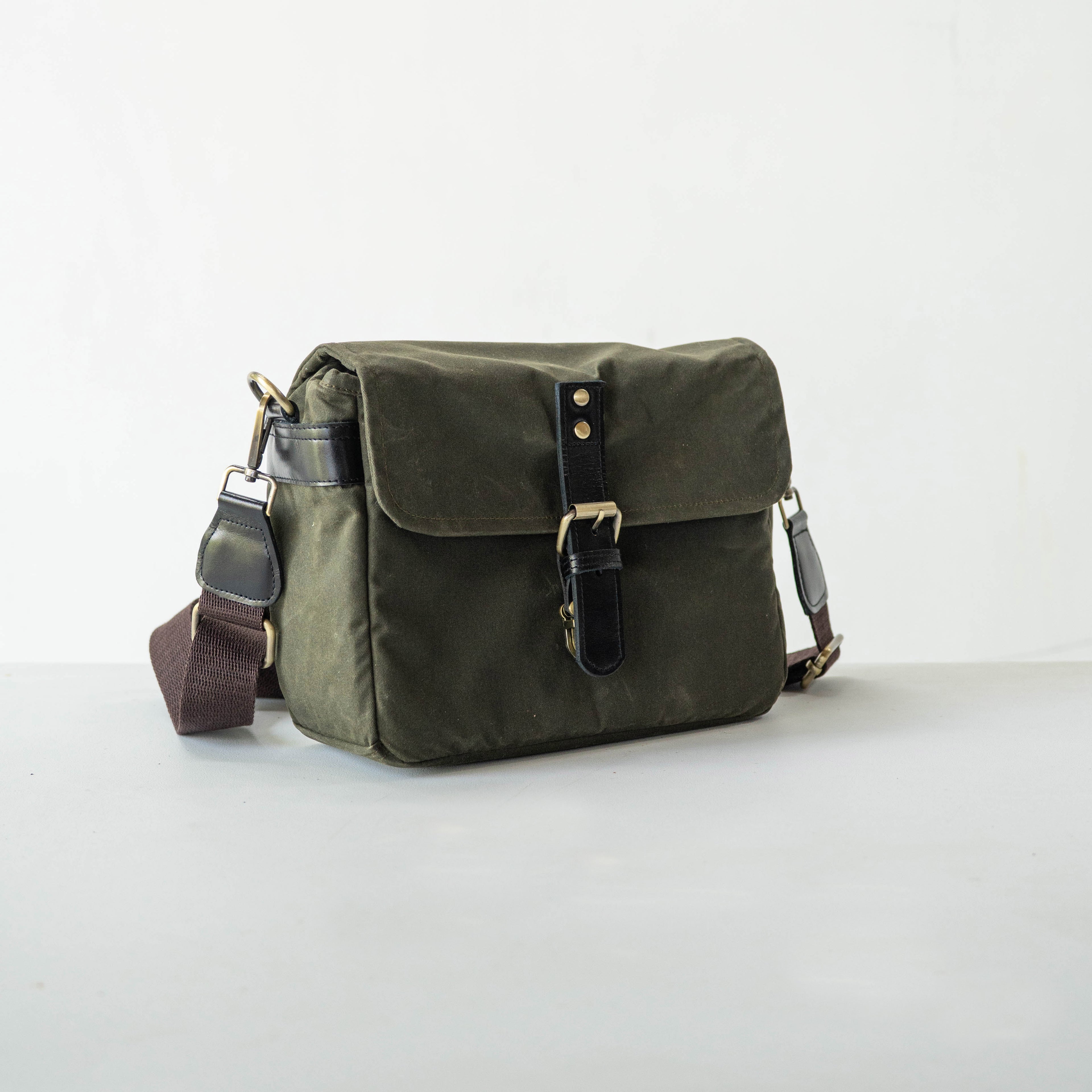Harvey Camera Sling Bag